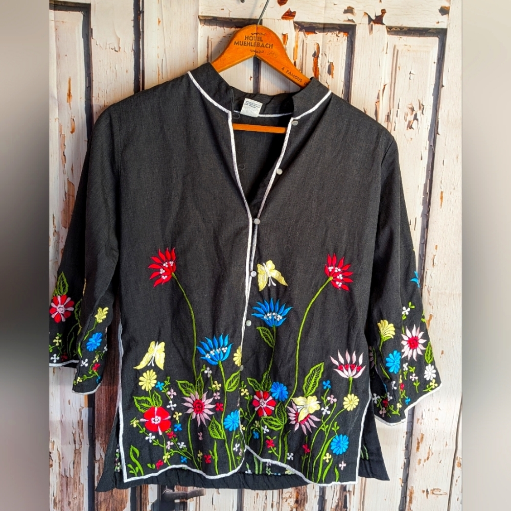 Vintage buttondown jacket/cardigan.
